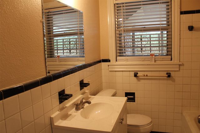 2007 Rosewood Street, Houston, TX 77004