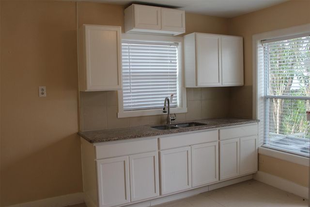 2007 Rosewood Street, Houston, TX 77004