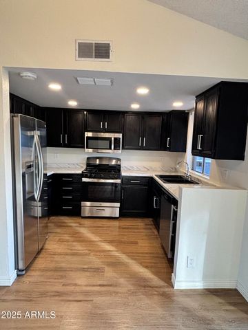 8735 W HAZELWOOD Street, Phoenix, AZ 85037