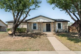 1213 Southridge Drive, Lancaster, TX 75146