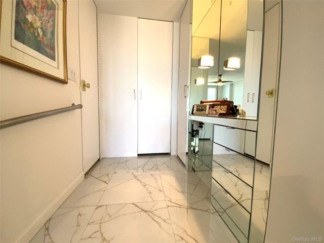 26910 Grand Central Parkway 21V, Floral Park, NY 11005