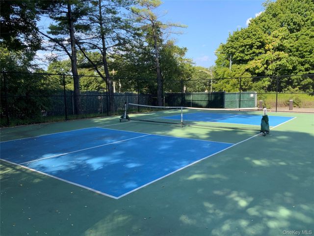 26910 Grand Central Parkway 21V, Floral Park, NY 11005
