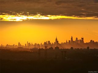 26910 Grand Central Parkway 21V, Floral Park, NY 11005