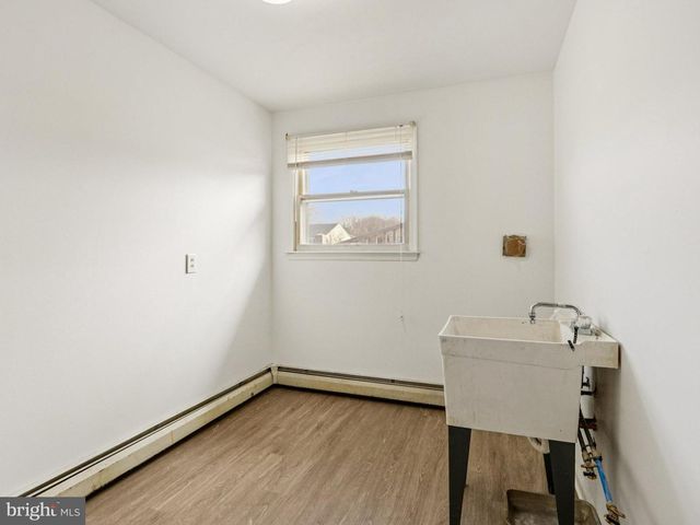 1275 WINCHESTER PL, Red Hill, PA 18076