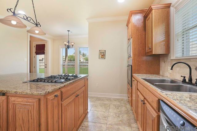 38082 Timber Trace Ct, Prairieville, LA 70769