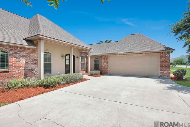 38082 Timber Trace Ct, Prairieville, LA 70769