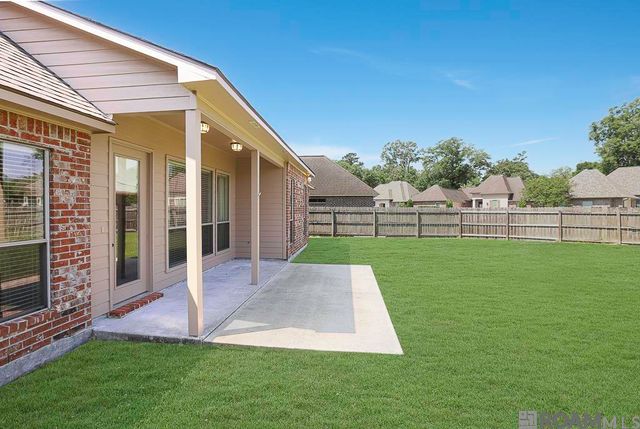 38082 Timber Trace Ct, Prairieville, LA 70769