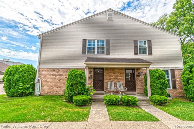 44524 N Bunker Hill Drive 112, Clinton Township, MI 48038