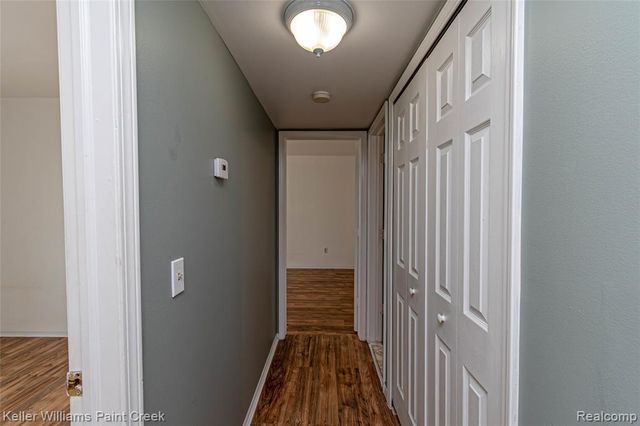 44524 N Bunker Hill Drive 112, Clinton Township, MI 48038