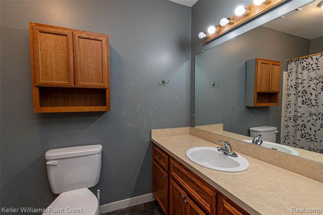 44524 N Bunker Hill Drive 112, Clinton Township, MI 48038