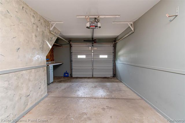 44524 N Bunker Hill Drive 112, Clinton Township, MI 48038