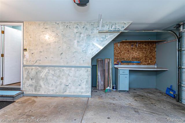 44524 N Bunker Hill Drive 112, Clinton Township, MI 48038