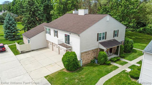 44524 N Bunker Hill Drive 112, Clinton Township, MI 48038