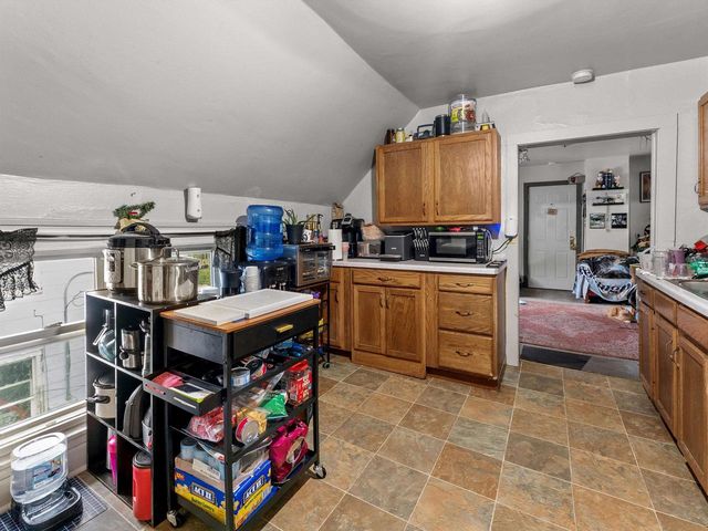 1325-1327 N 15th Street, Sheboygan, WI 53081