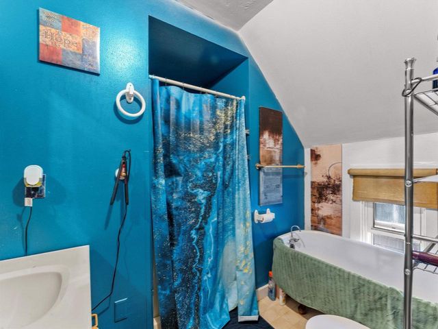 1325-1327 N 15th Street, Sheboygan, WI 53081