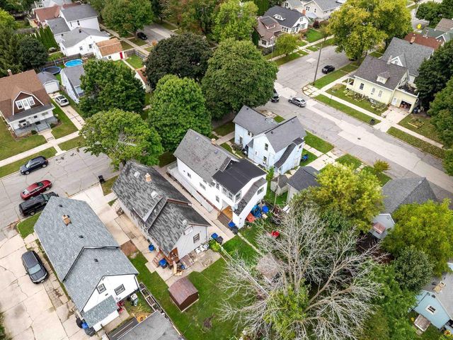 1325-1327 N 15th Street, Sheboygan, WI 53081