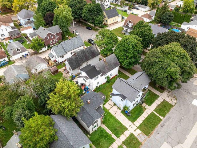 1325-1327 N 15th Street, Sheboygan, WI 53081