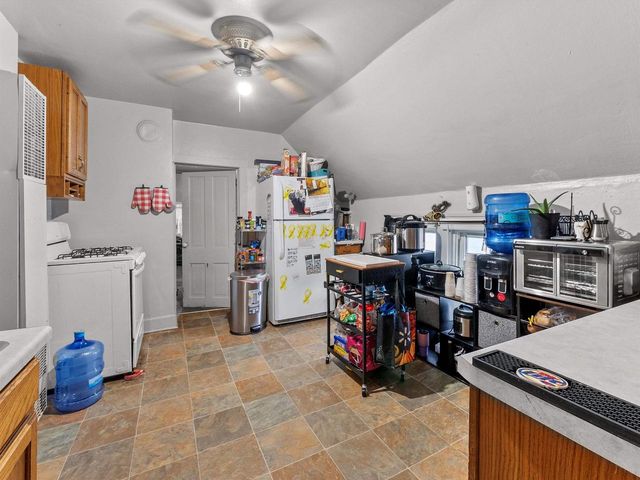 1325-1327 N 15th Street, Sheboygan, WI 53081