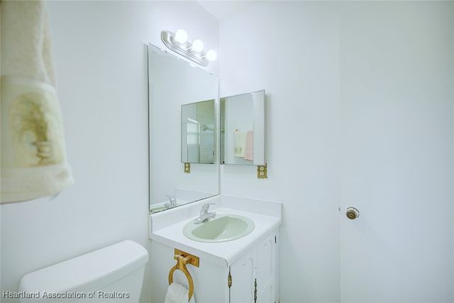 2209 Sunset Drive, Sebring, FL 33870