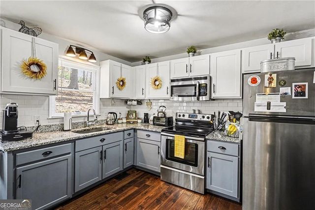 211 Hillside Drive, Waleska, GA 30183