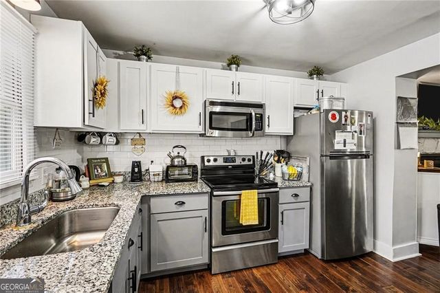 211 Hillside Drive, Waleska, GA 30183