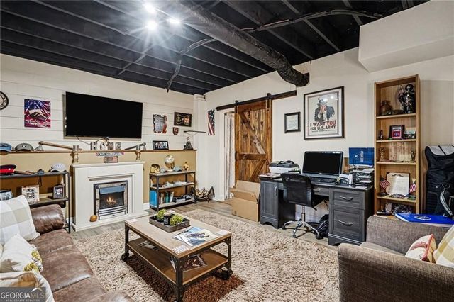 211 Hillside Drive, Waleska, GA 30183