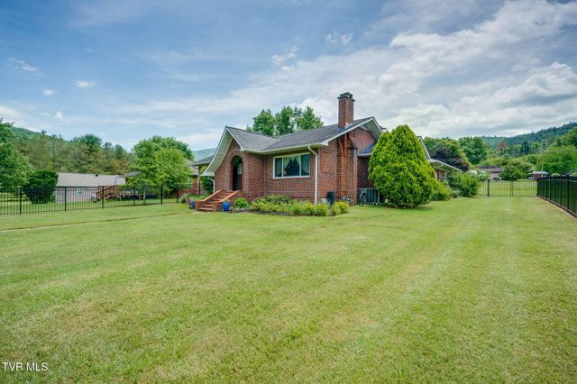 180 Grant Lane, Erwin, TN 37650