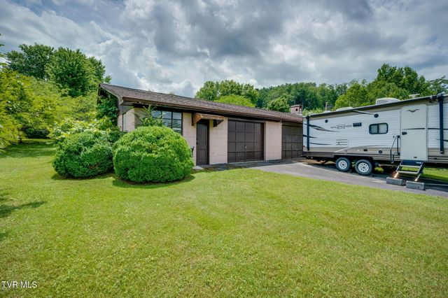180 Grant Lane, Erwin, TN 37650