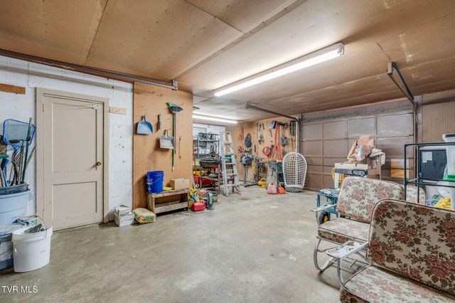 180 Grant Lane, Erwin, TN 37650
