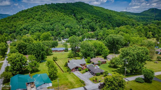 180 Grant Lane, Erwin, TN 37650