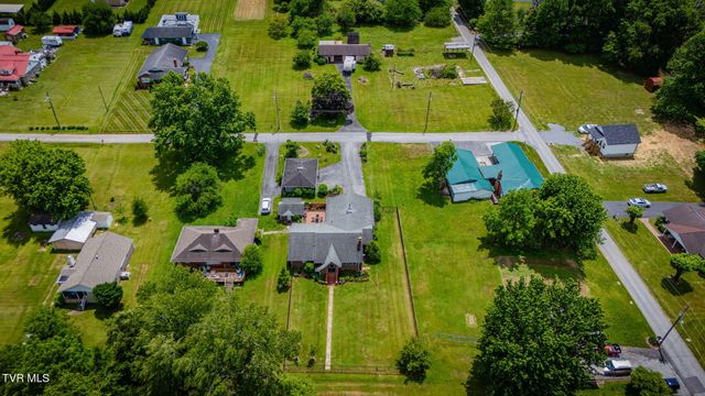 180 Grant Lane, Erwin, TN 37650