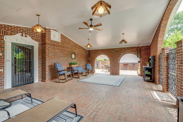 180 Grant Lane, Erwin, TN 37650