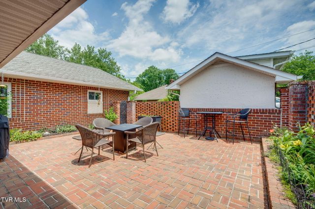 180 Grant Lane, Erwin, TN 37650