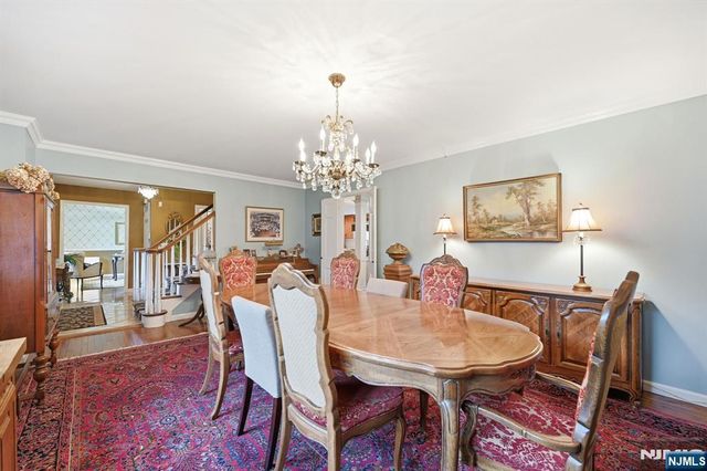 26 Valley Lane, Upper Saddle River, NJ 07458