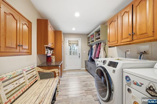 26 Valley Lane, Upper Saddle River, NJ 07458