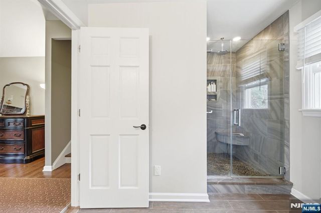 26 Valley Lane, Upper Saddle River, NJ 07458