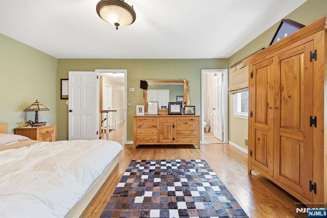 26 Valley Lane, Upper Saddle River, NJ 07458