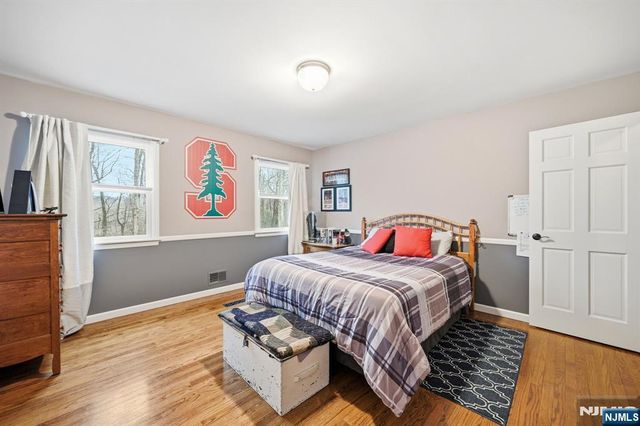 26 Valley Lane, Upper Saddle River, NJ 07458