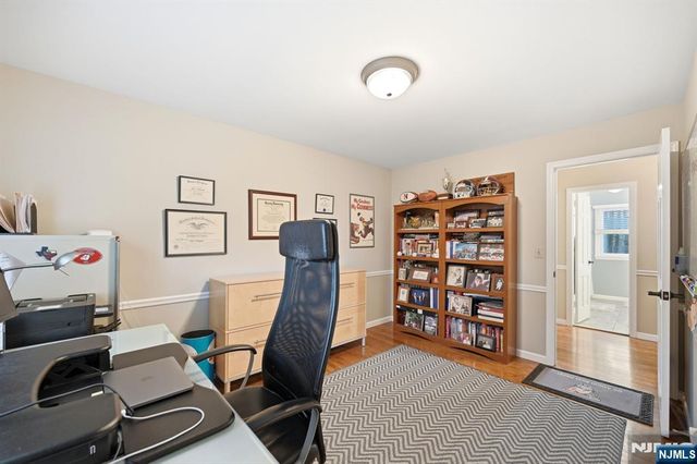 26 Valley Lane, Upper Saddle River, NJ 07458