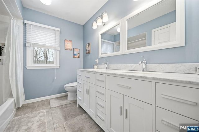 26 Valley Lane, Upper Saddle River, NJ 07458