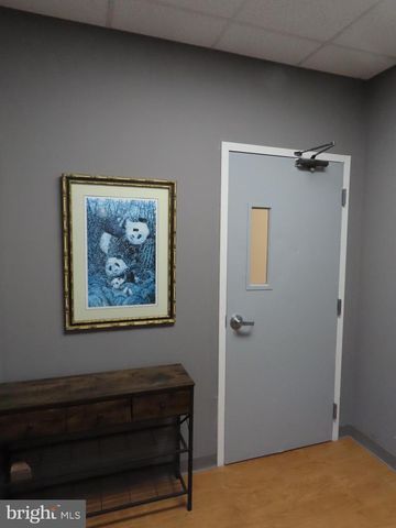 3 E BRIDGE ST, Morrisville, PA 19067