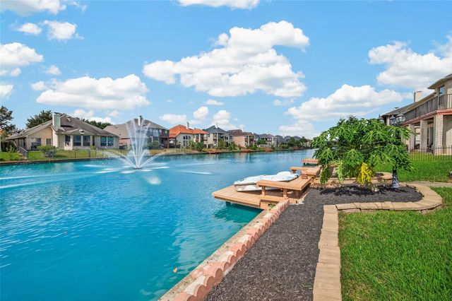 14406 Dunrobin Way, Sugar Land, TX 77498