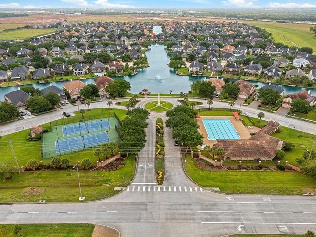 14406 Dunrobin Way, Sugar Land, TX 77498