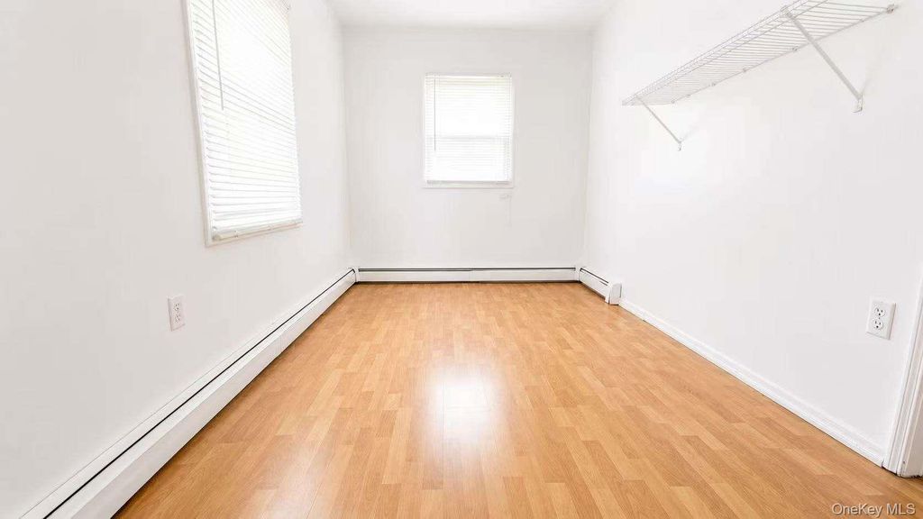 326 Curtis Avenue, Carle Place, NY 11514 — photo 3