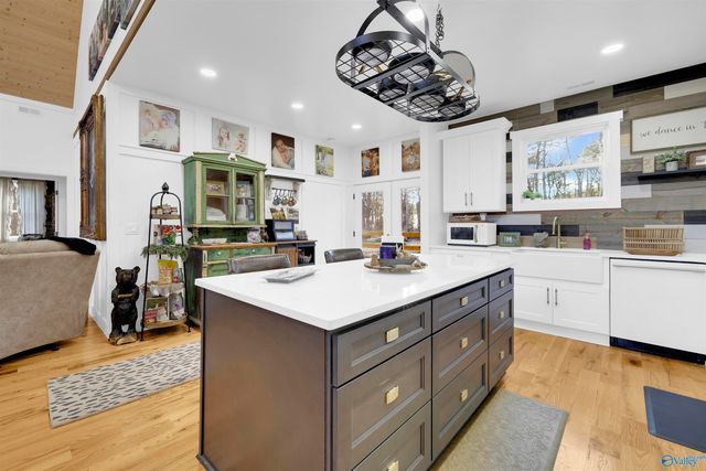 199 Road 1952, Mentone, AL 35984