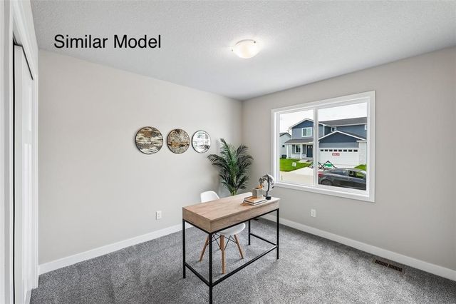 318 NE Chalet Street, Elkhart, IA 50073