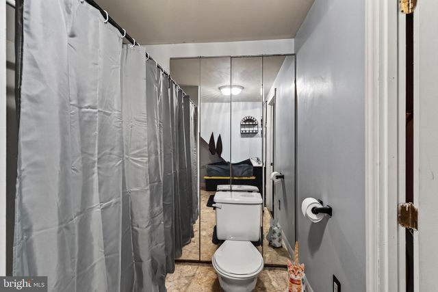 839 HOLLOW RD, Phoenixville, PA 19460