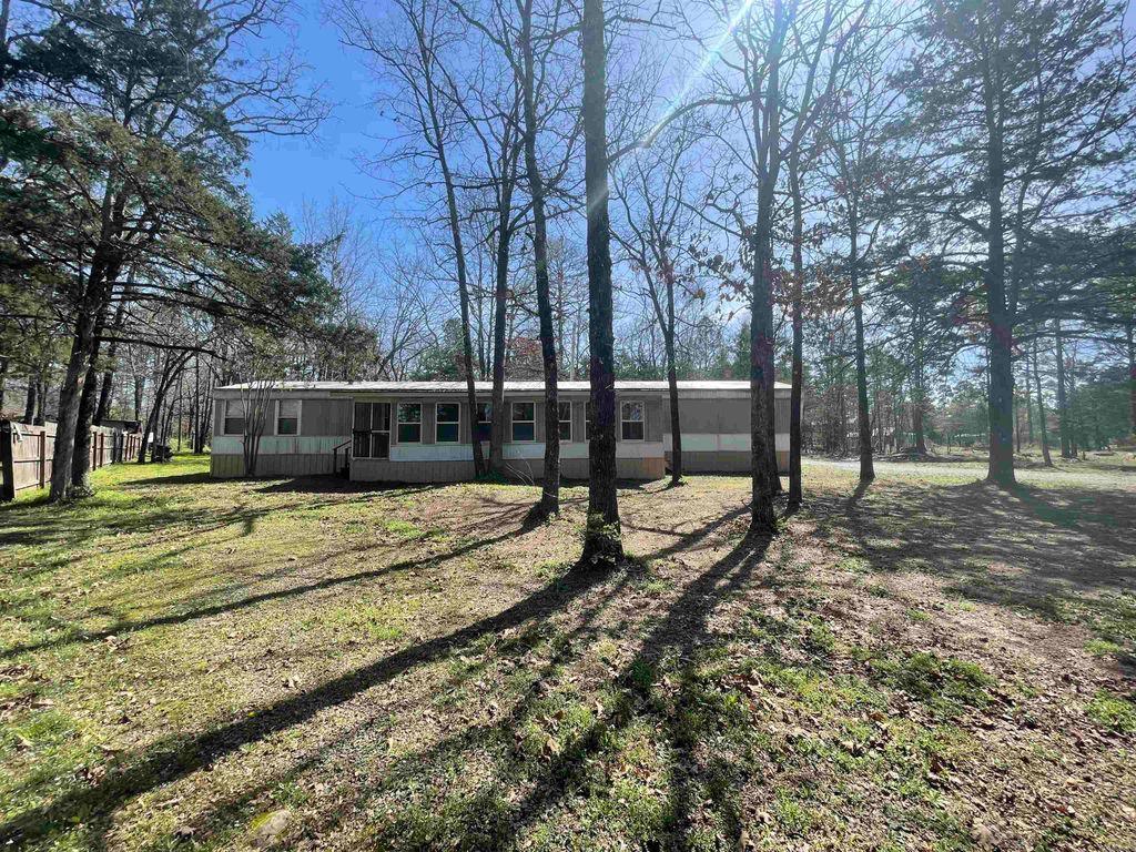 270 Wood Grove Lane, Higden, AR 72067