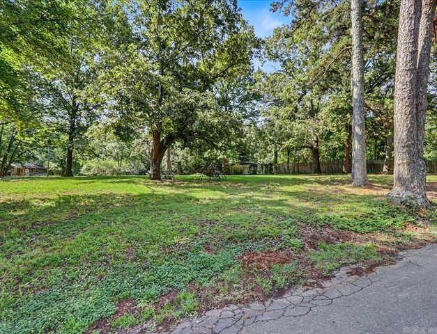 306 Catherine Heights Loop, Hot Springs, AR 71901