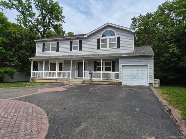 25 Mount Avenue, Wyandanch, NY 11798